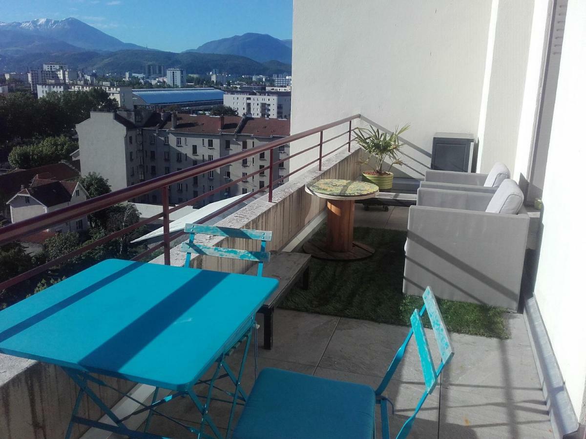 Апартаменты Les Terrasses De Liberation Гренобль Экстерьер фото